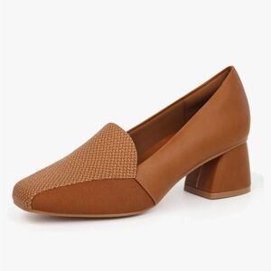 Elegant Brown Women's Loafers